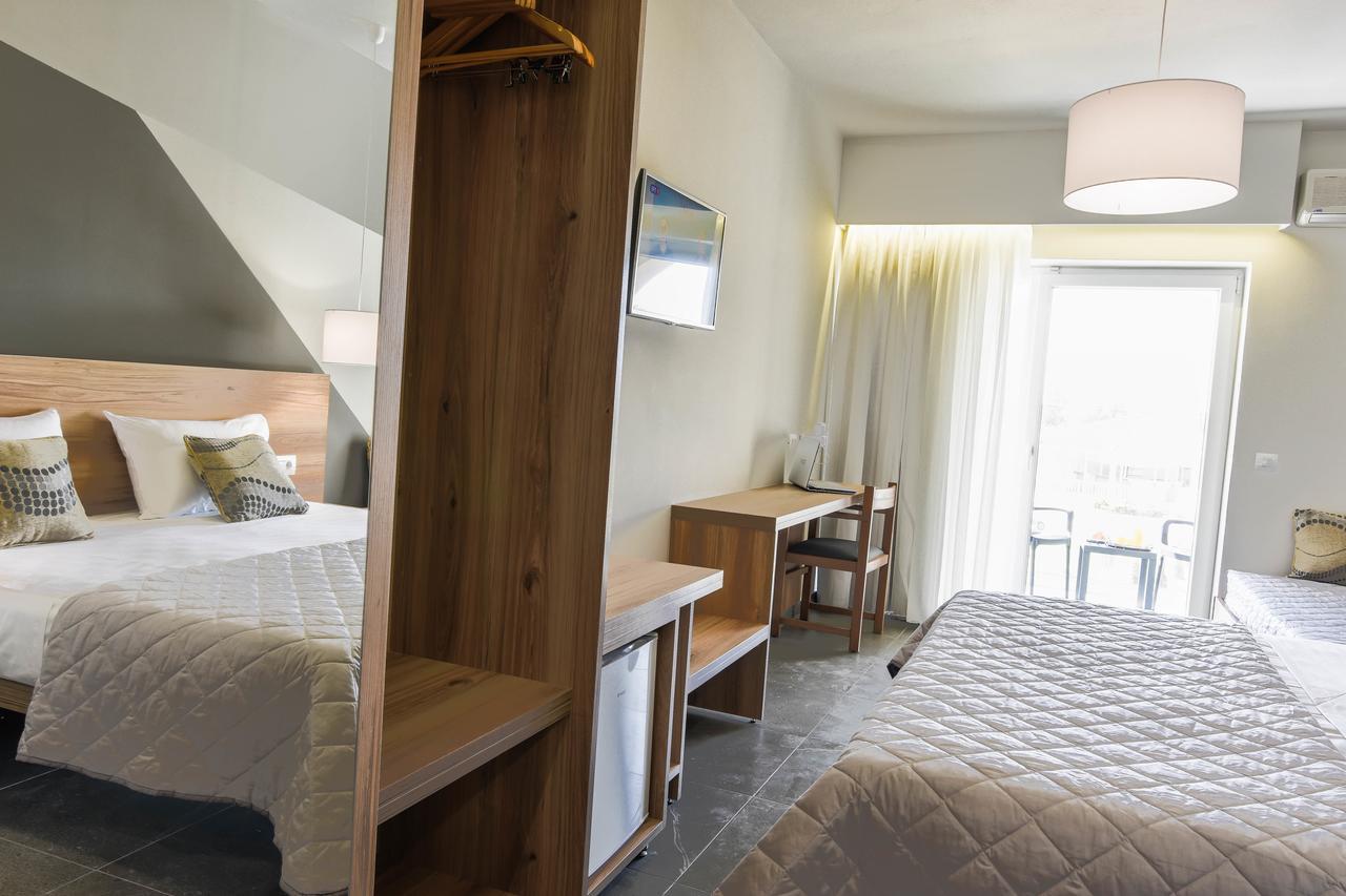 Standard Double or Twin Room with Balcony,620379950:JPEG